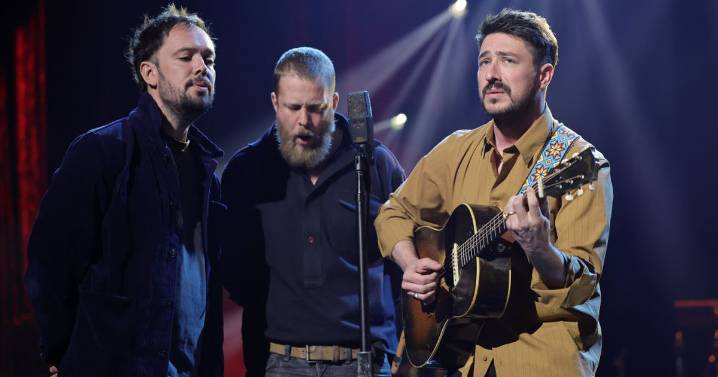 Mumford and Sons fans are only now realising how Marcus Mumford met famous wife