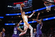 Jalen Johnson anota 28 puntos y lleva a los Hawks a vencer 113-110 a los Hornets – Chicago Tribune