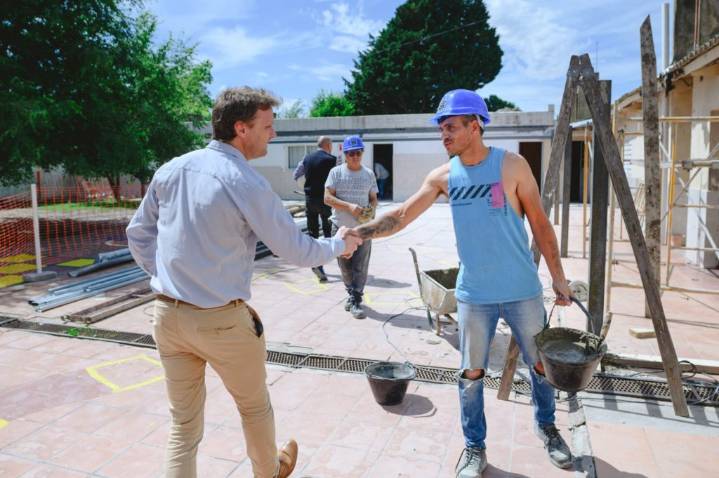 Cambiarán los techos en la Escuela Secundaria 2 de Sierras Bayas