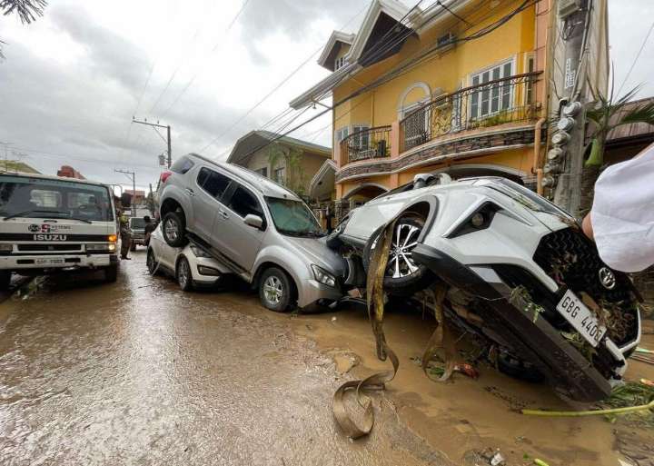 Dos muertos y más de un millón de evacuados en Filipinas por supertifón Fung