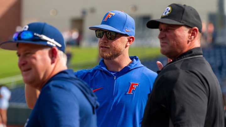 Gator Baseball scrimmages against Georgia Southern