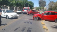 Fuerte choque en Capital entre dos autos dejó a un hombre hospitalizado