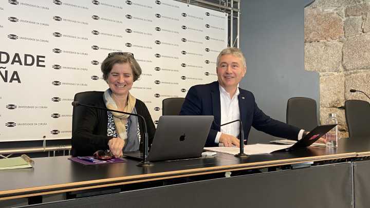 A Coruña aprueba el acuerdo para impartir Medicina y aplaza a 2029 su petición de una facultad propia: "Es posible trabajar en paralelo"