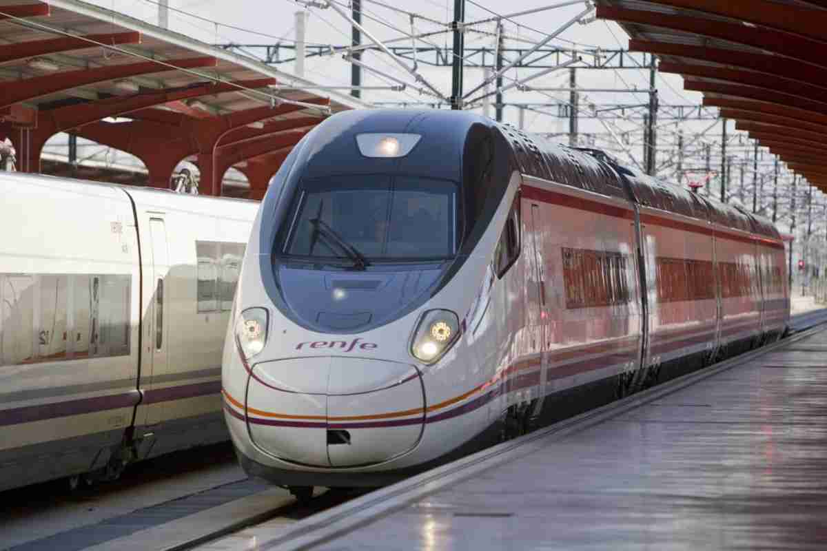 Renfe anuncia un aumento de la oferta en los Avant entre Madrid y Puertollano