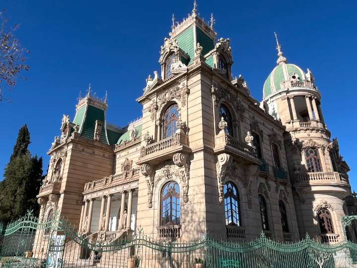 Sábado soleado; con máxima de 26 y mínima de 12 grados centígrados