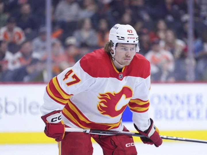 ‘Not much sugarcoating’: Frustration mounting for Flames’ Connor Zary