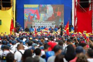 Pueblo se moviliza en Caracas en conmemoración a los 200 años de la entrega de la espada del libertador Simón Bolívar (+Fotos)