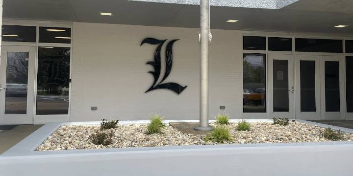 Tennessee high school announces death of ‘devoted’ and beloved teacher