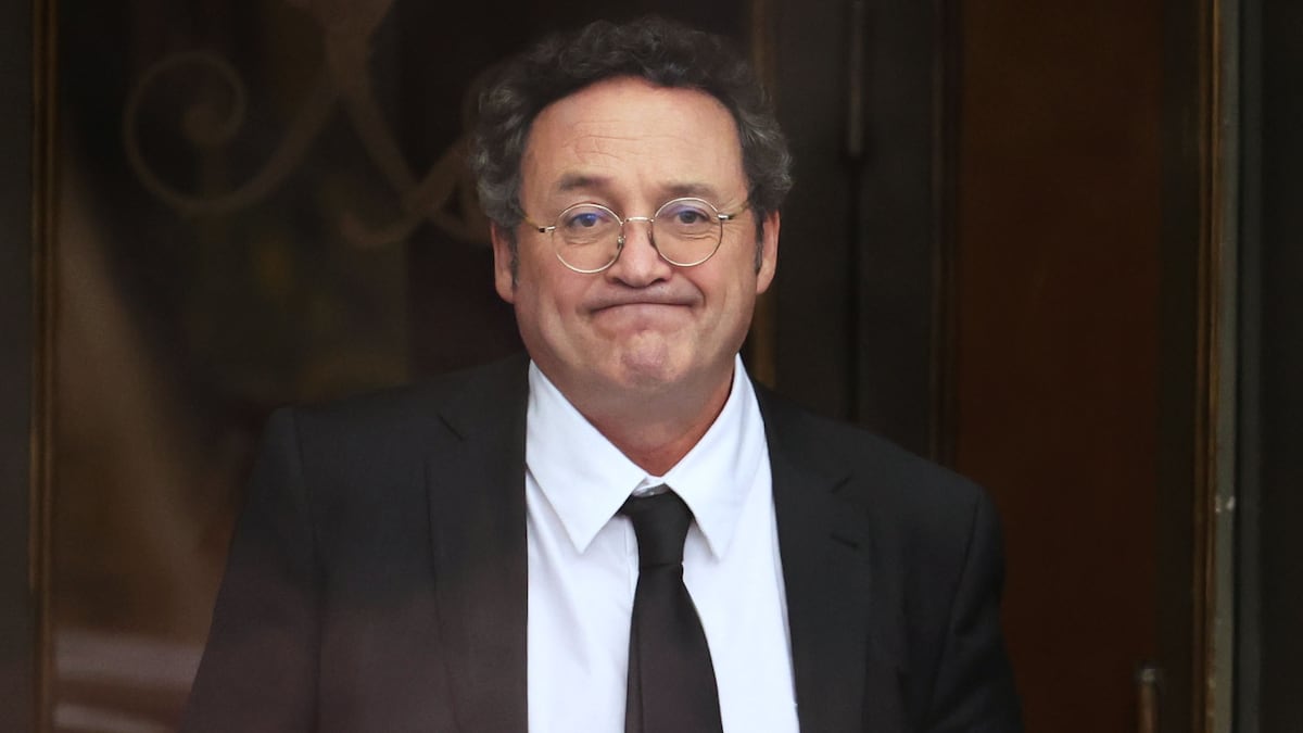 Comuns presenta una querella por revelación de secretos contra el presidente del tribunal que condenó al fiscal general