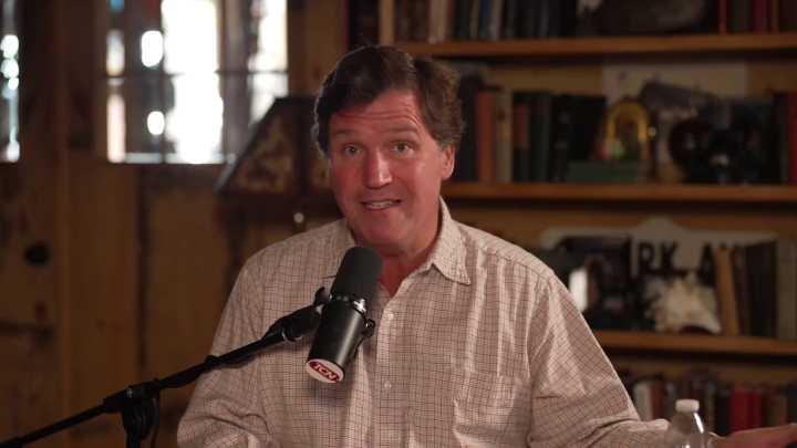 HaHaHa! Tucker Carlson Believes Chemtrails Are Real