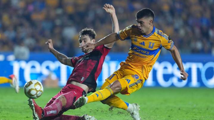 Tigres despedazó a Xolos 5-0 para avanzar a semifinales en caliente final