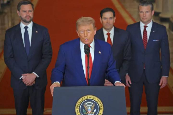 "Tenemos que encargarnos de Venezuela": Donald Trump no descarta ninguna opción