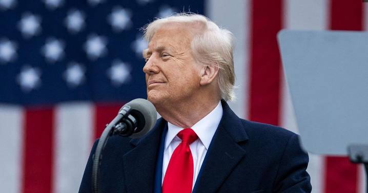 Trump says Senate should scrap the filibuster to end the government shutdown.