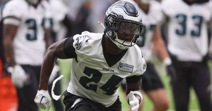 Report: Eagles S Andrew Mukuba to have surgery on broken ankle