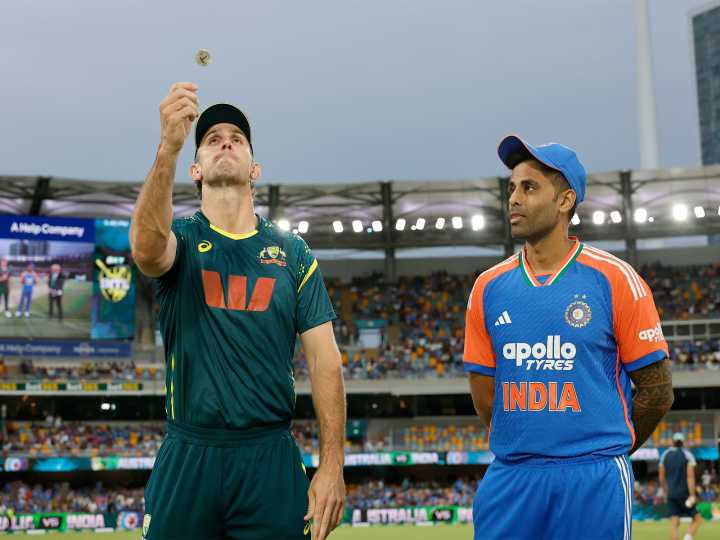 5th T20I: Australia win toss; opt to bowl first against India