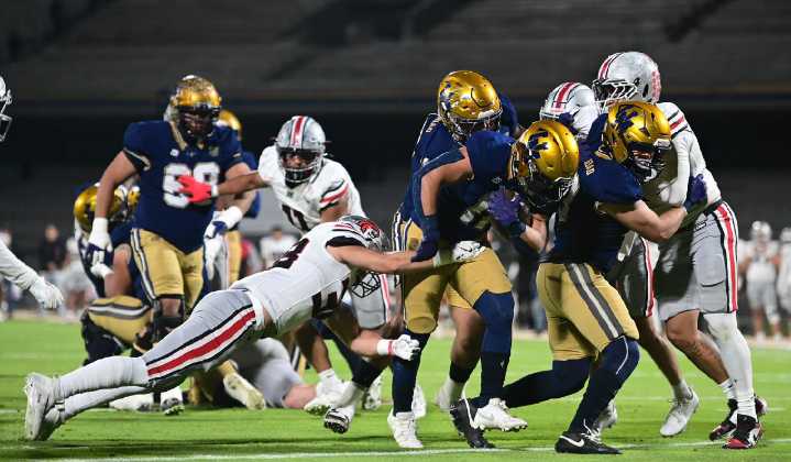 Pumas CU sigue con vida tras derrota sobre Linces UVM