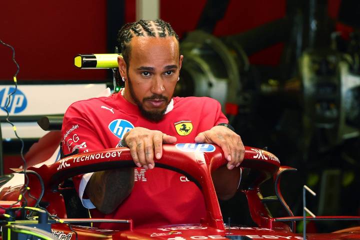 Lewis Hamilton slammed by Ralf Schumacher for Ferrari F1 woes: ‘He sits by and does nothing’