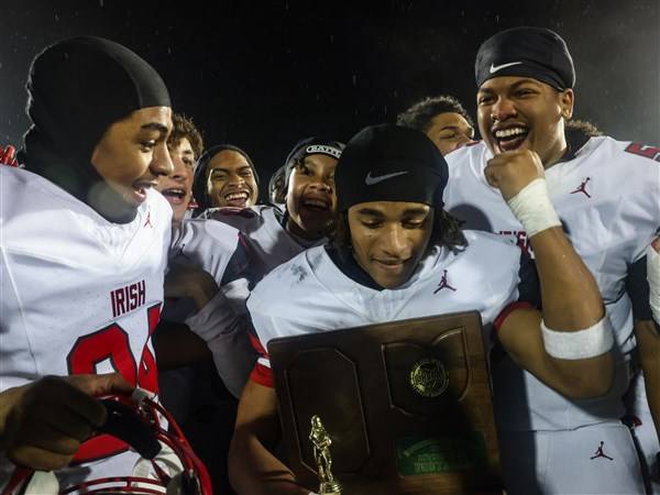 Photo Gallery: Central Catholic vs. Rocky River high school football regional final