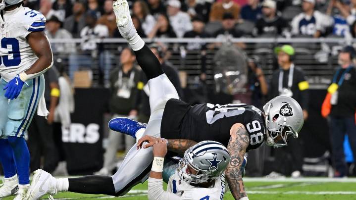 Raiders' Maxx Crosby added to injury report with knee issue ahead of Browns game
