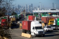 74-year-old rule against heavy trucks driving I-580 through Oakland is back under review