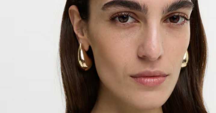 The M&S cardigan that 'looks expensive' and is even cheaper with Black Friday deal