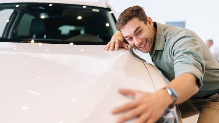 Los 20 carros mas vendidos en octubre y en lo que va de 2025 en Colombia: tome nota si piensa actualizar su vehículo