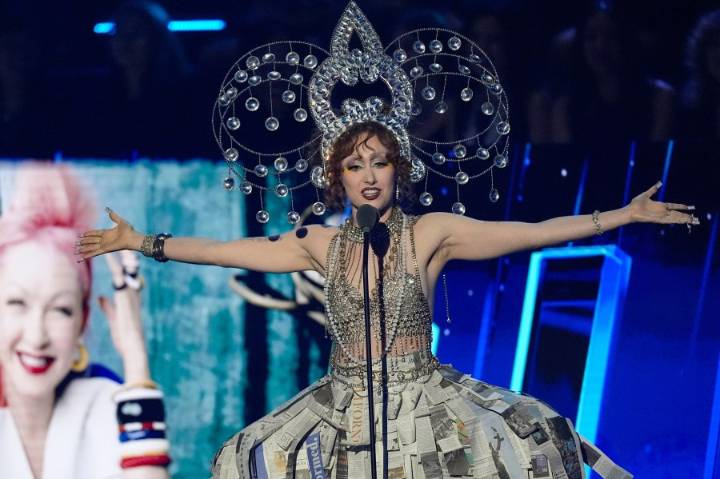 Cyndi Lauper calls for courage and Salt-N-Pepa romp through 'Push It' as they join Rock Hall of Fame