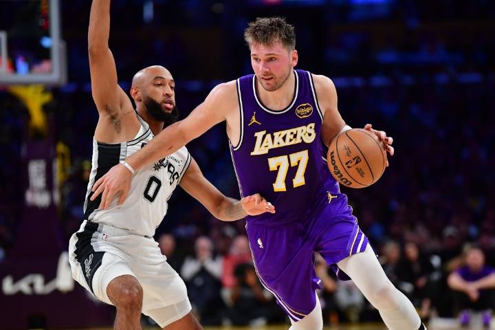 Deadspin | Luka Doncic, Lakers embrace challenge vs. short-handed Hawks