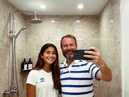 FBI sources say Epstein files "worse" than photos "showing Trump with half naked teenage girls," says journalist