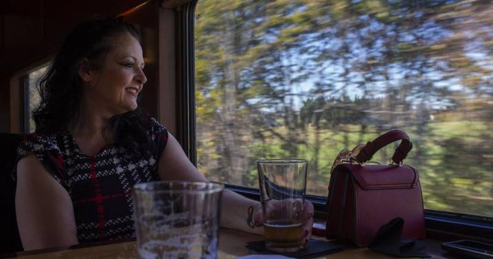 Blue Ridge Flyer a chance to peep a leaf, learn a thing or two about Virginia history