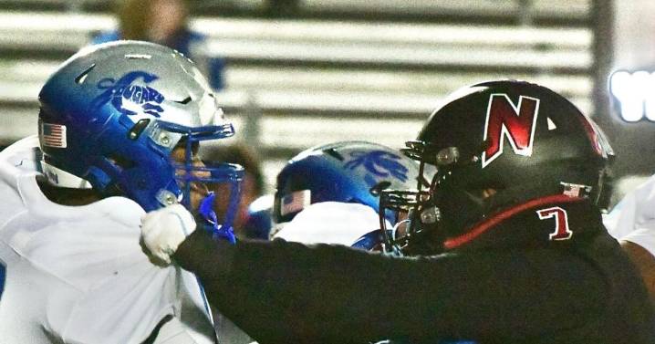 Prep football: Capital-Nitro rematch kicks off Class AAA first round