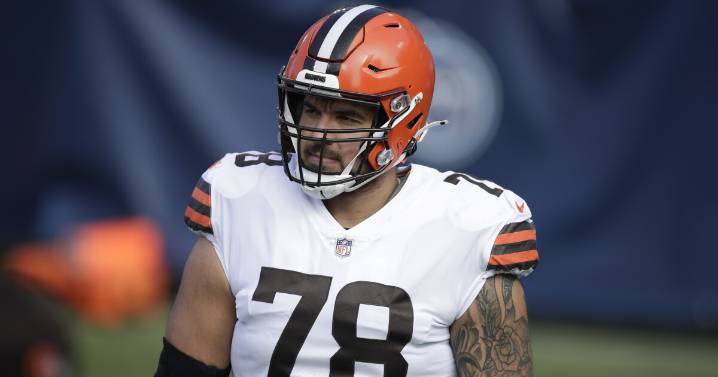 Browns T Jack Conklin active for game against Raiders