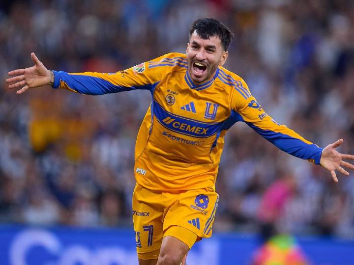 Monterrey y Tigres igualan 1-1 en un duelo con expulsiones y drama