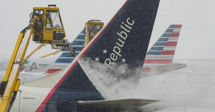 There's no timeline on when flight cuts will ease up after the government shutdown ends