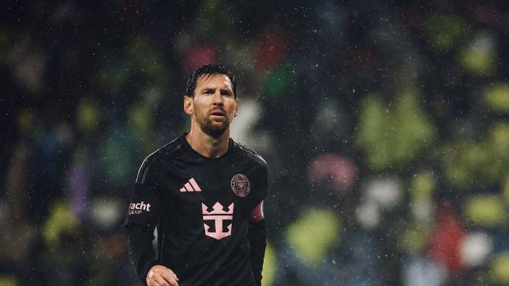 Los pros y contras del ansiado 'last dance' de Messi en el Barça: "Flick necesita que los jugadores de ataque corran mucho"