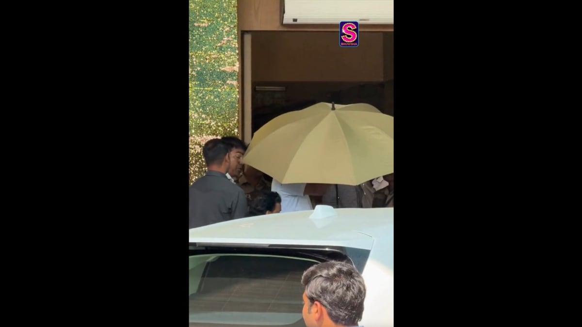 The Khans are Jamnagar-bound! SRK, Suhana & Aaryan spark buzz with their latest jet