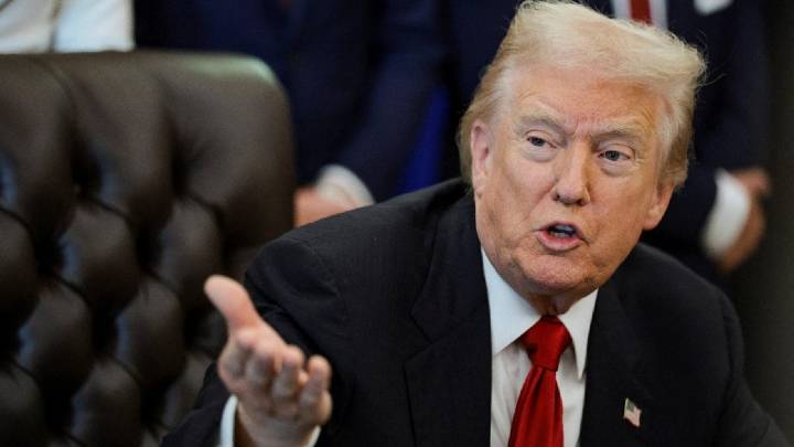 Trump Says Foreign Countries Don’t Want Him To Win Supreme Court Tariff Legality Case