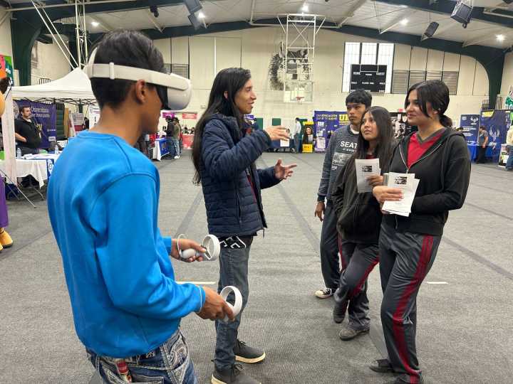 Promueve UT de Paquimé su oferta educativa en Feria de Universidades