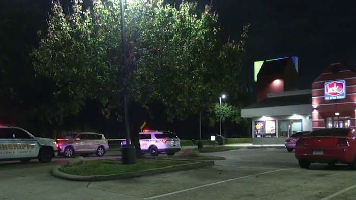 Man drives himself to Jack in the Box for help after being shot in north Harris County