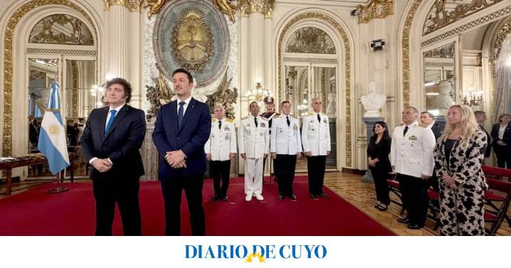 Milei encabezó la Entrega de Sables a las Fuerzas Armadas