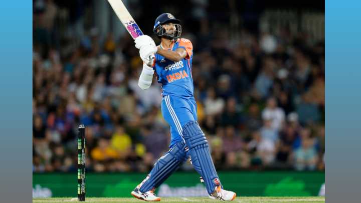 Sundar, Jitesh blitz helps India level series with 5-wicket win over Australia at Hobart