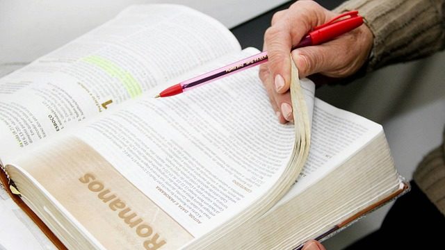 'Presumptuous' Mennonite Man Brings His Own Bible to Church