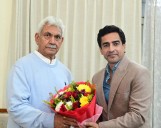 JAMMU, NOVEMBER 14: Shri Mithun Manhas, President, The Board of Control for Cricket in India (BCCI) called on Lieutenant Governor Shri Manoj Sinha today.