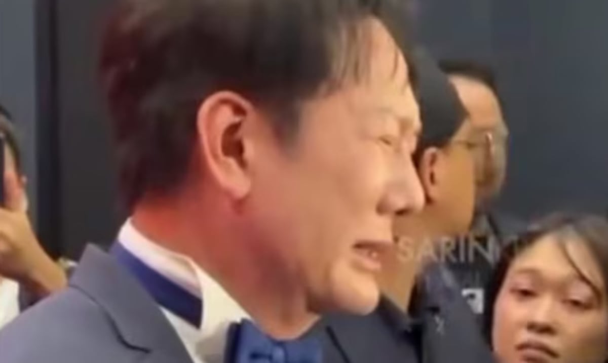 Nawat Itsaragrisil ofrece nuevas disculpas entre lágrimas