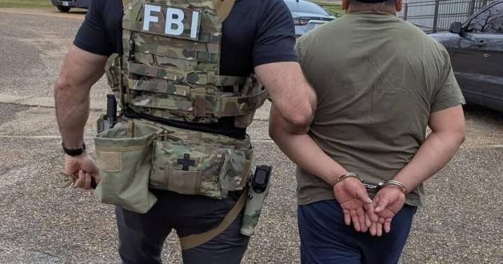Man detained by ICE asks judge to pause raids