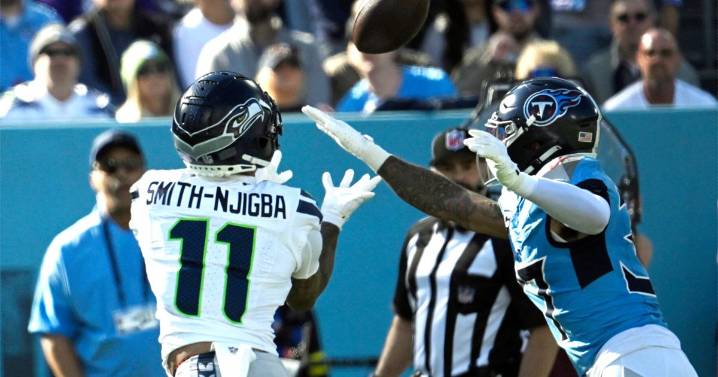 Jaxon Smith-Njigba sets Seahawks record for yards receiving in single season