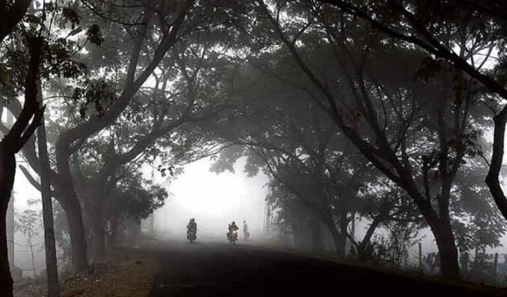 Hyderabad wakes up to misty winter morning as temperatures dip across Telangana