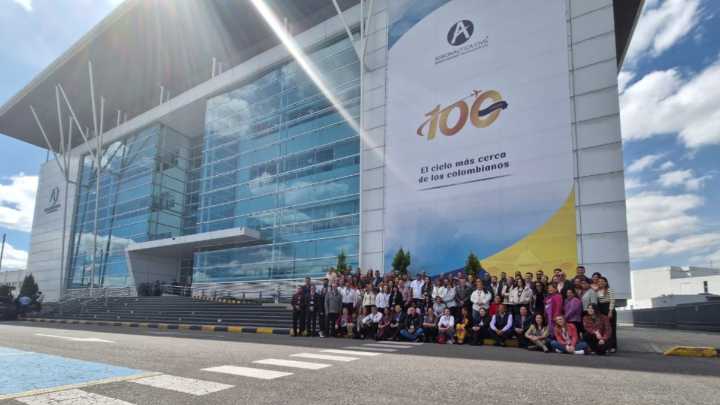 Aeronáutica Civil coordina acciones con aerolíneas colombianas tras aviso internacional sobre espacio aéreo cercano a Venezuela