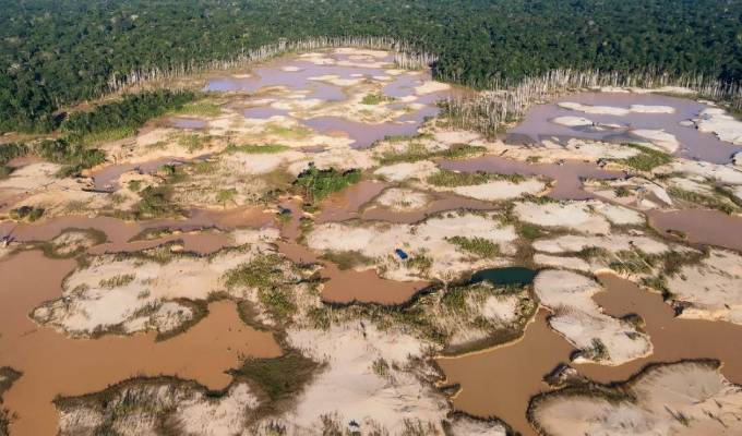 Prórroga del Reinfo podría impulsar la minería ilegal y al crimen organizado, advierte Confiep
