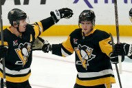 Watch Penguins vs. Maple Leafs NHL game, free Streameast alternatives, start time, TV channel